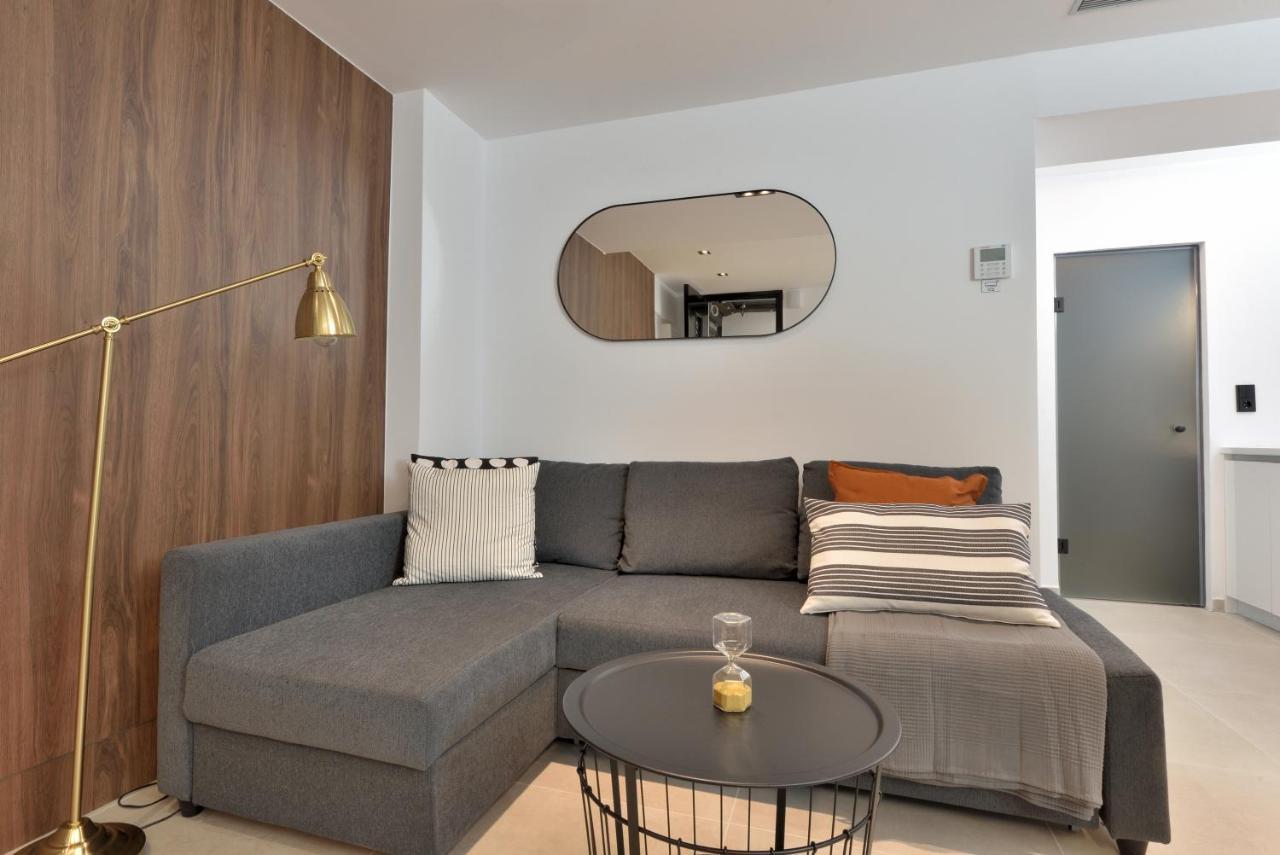Phaedrus Living City Center Luxury Flat Skoufa Atena Exterior foto
